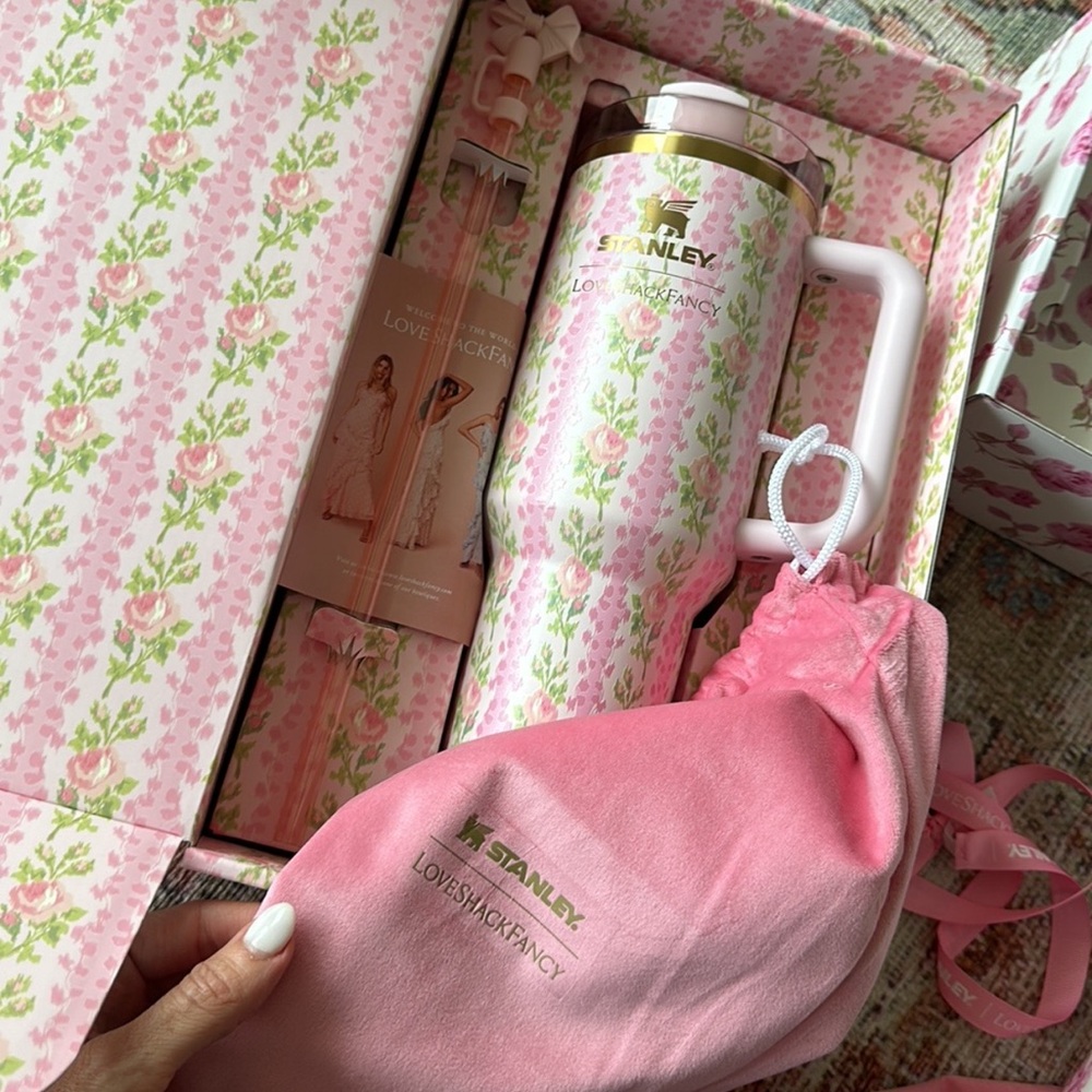 STANLEY X LoveShackFancy Love Shack Fancy. 40 oz